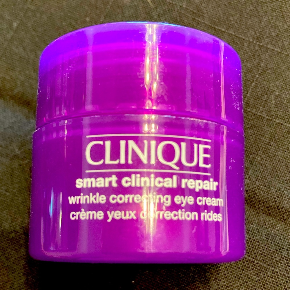 Clinique Smart Clinical Repair Wrinkle Correcting Eye Cream 0.5 OZ. Brand New